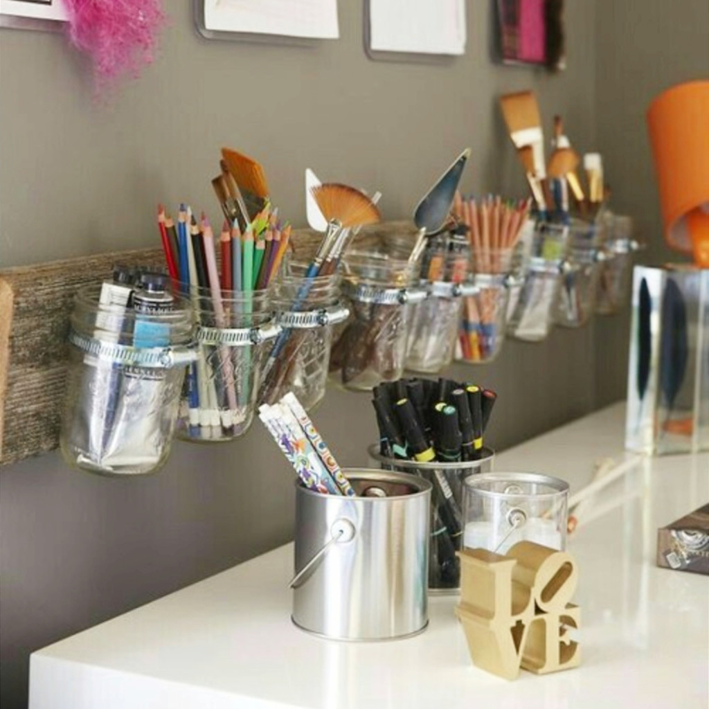 Dollar Store Organization and Dollar Tree Organization ideas, hacks and tips - VERY clever #gettingorganized ideas, tricks, tips and #organizationhacks to #getorganized at home. If #organizationideasforthehome is on your To Do list and #gettingorganizedathome is one of your #goals - you will LOVE these #dollarstoreorganization ideas